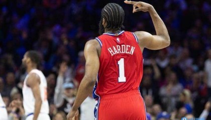 沙巴体育官方网站-哈登：会长期效力76人 还在寻找攻和组织的平衡