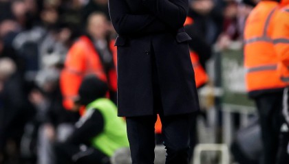 沙巴体育-客场输给家乡球队，卡里克遭遇执教曼联生涯首败